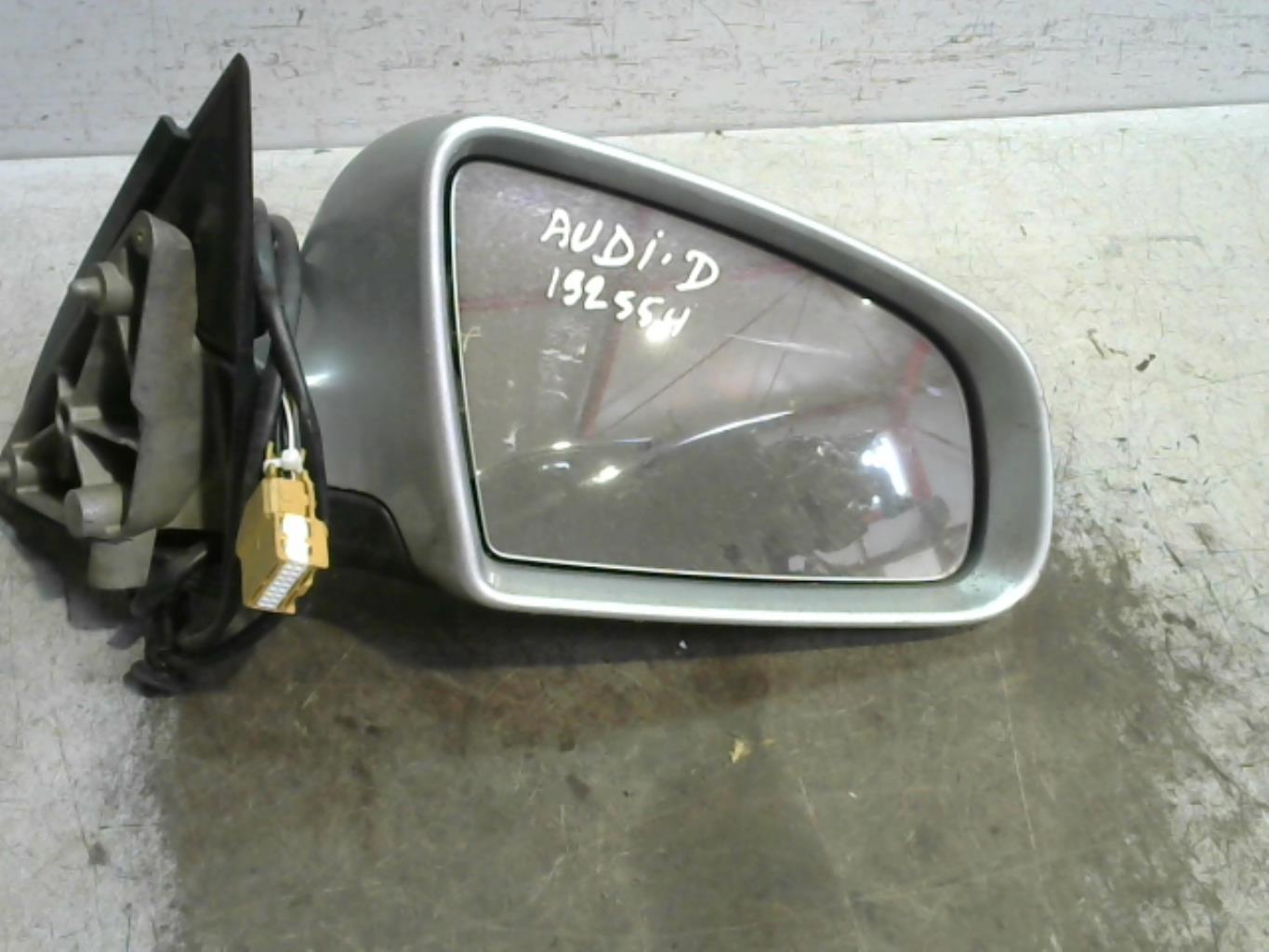 Retroviseur droit AUDI A4 2 AVANT PHASE 1 BREAK Diesel - 1