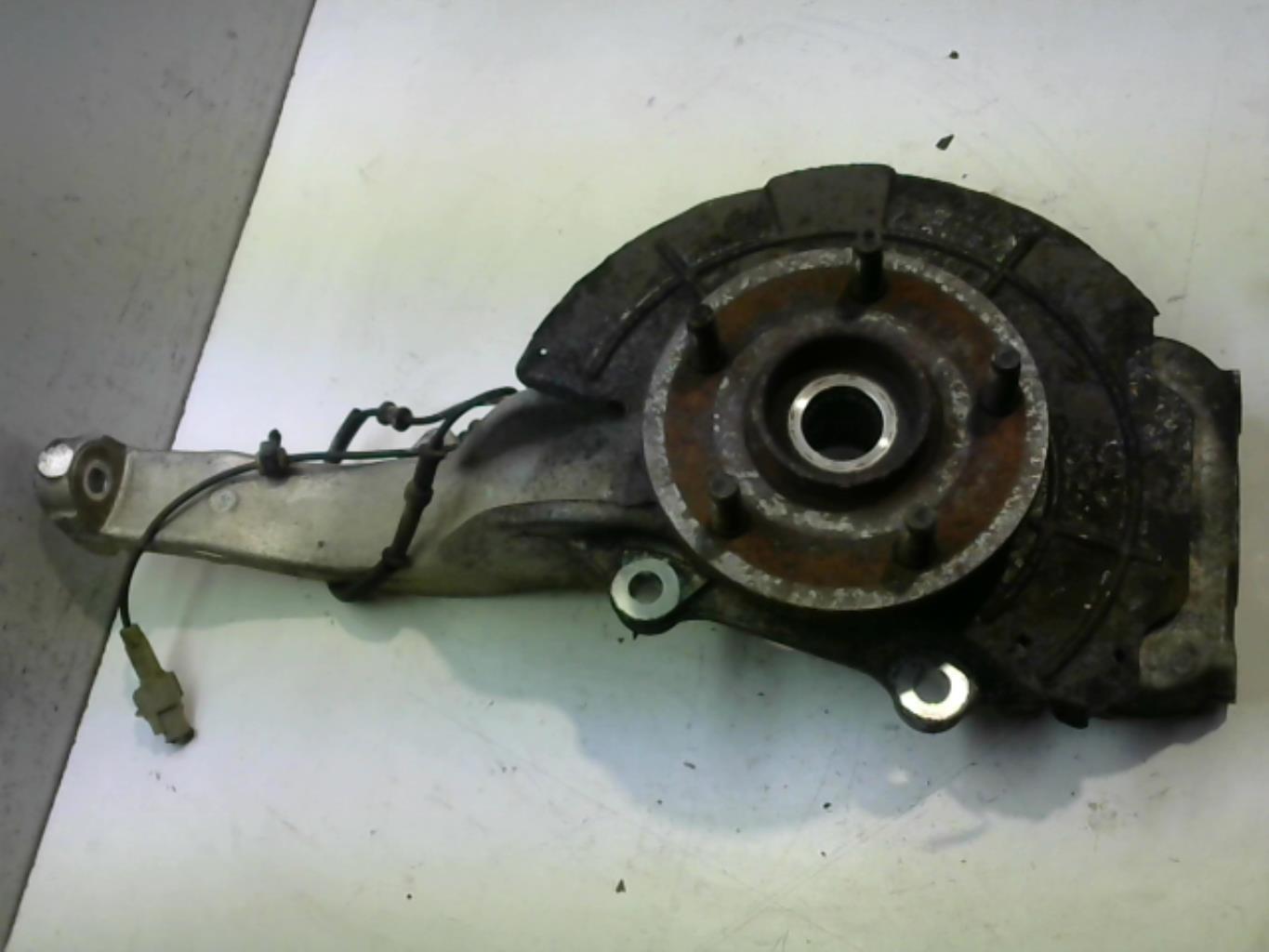 Fusee avant droit JEEP GRAND CHEROKEE 2 PHASE 1 Diesel - 1