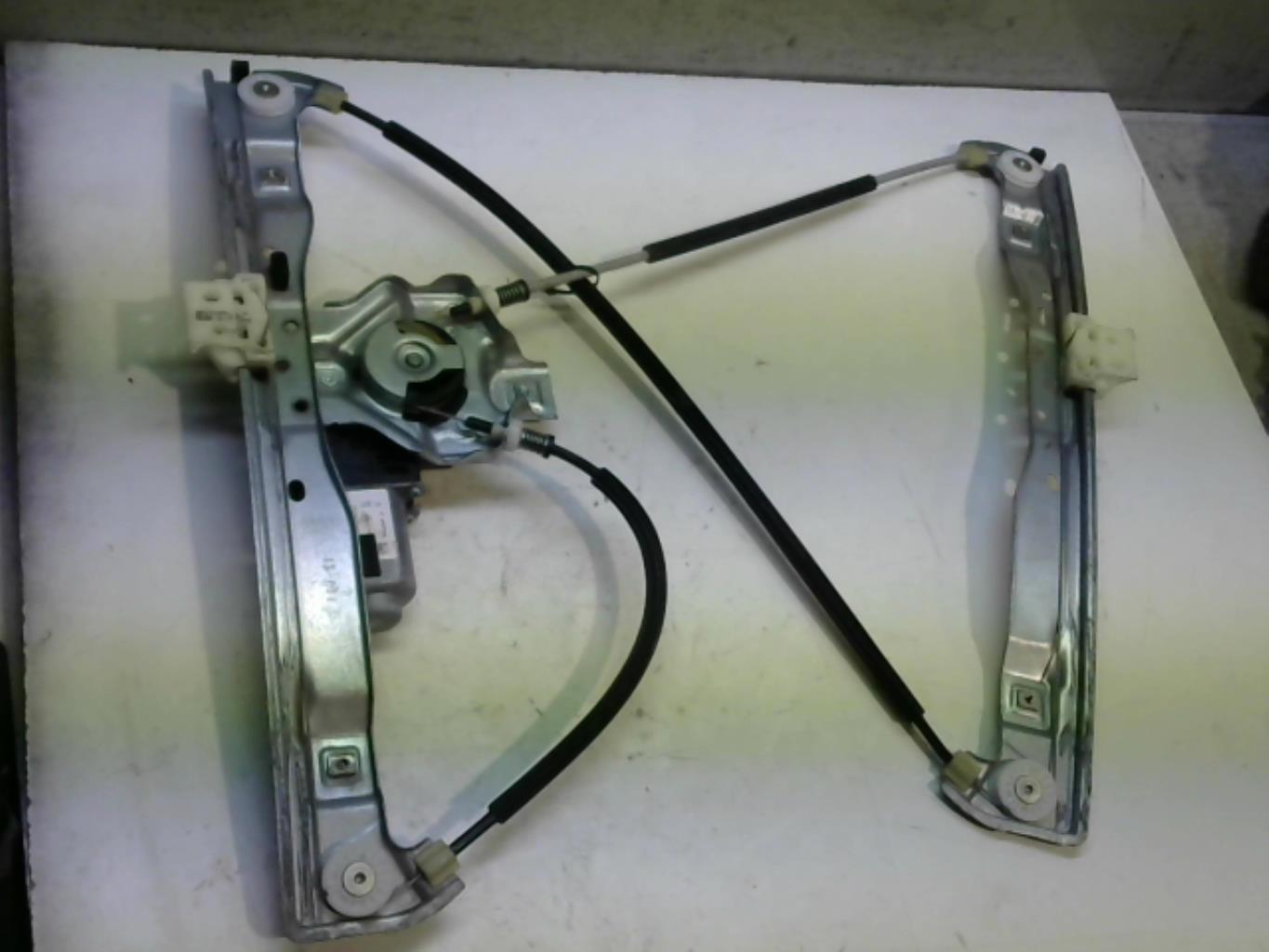Leve vitre electrique avant gauche CITROEN DS3 PHASE 1 Essence - 1