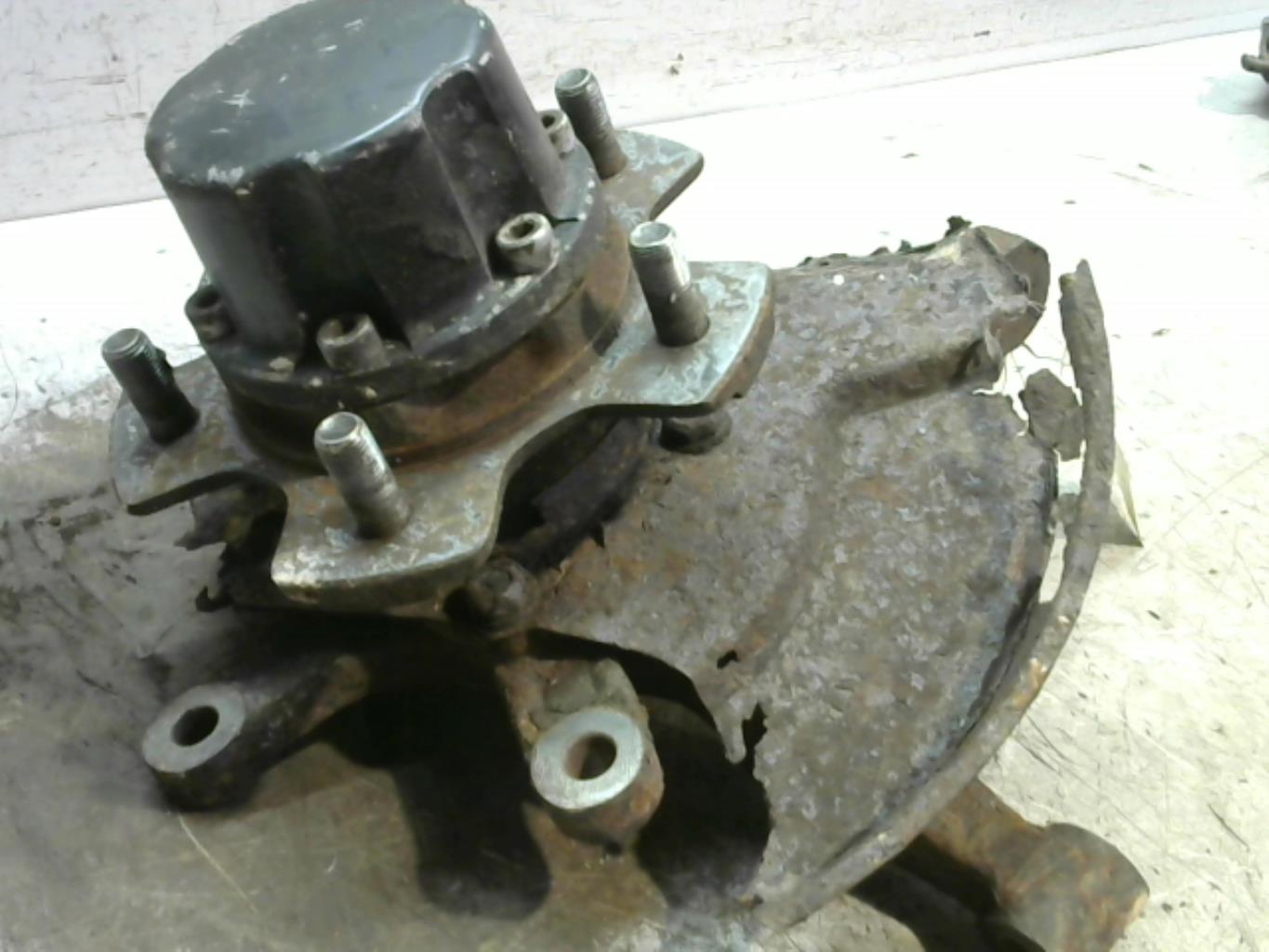 Fusee avant droit SUZUKI VITARA 1 Diesel - 1