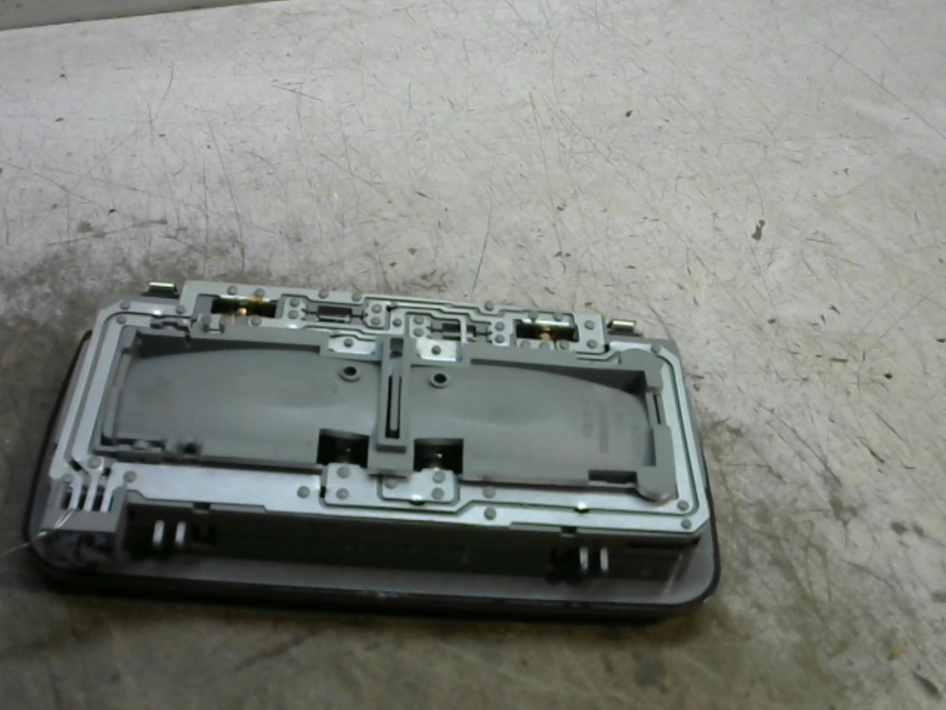 Eclairage de plafonnier ALFA ROMEO 147 PHASE 2 Essence - 1