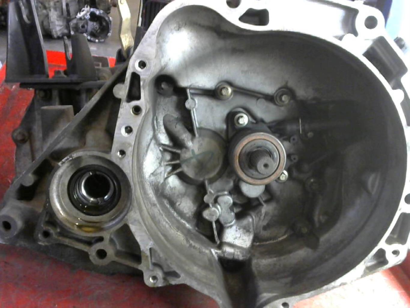 Boite de vitesses NISSAN MICRA 3 PHASE 1 Essence - 1