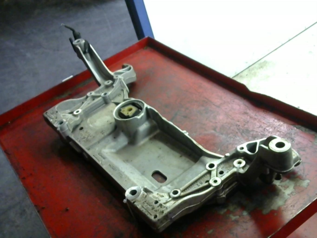 Berceau avant AUDI A3 2 SPORTBACK PHASE 2 Diesel - 1