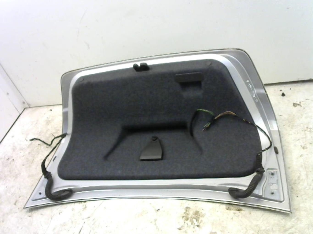 Malle/Hayon arriere AUDI A4 2 CABRIO PHASE 2 Essence - 1
