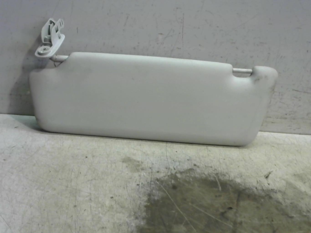 Pare soleil droit AUDI A4 2 AVANT PHASE 2 BREAK Diesel - 1