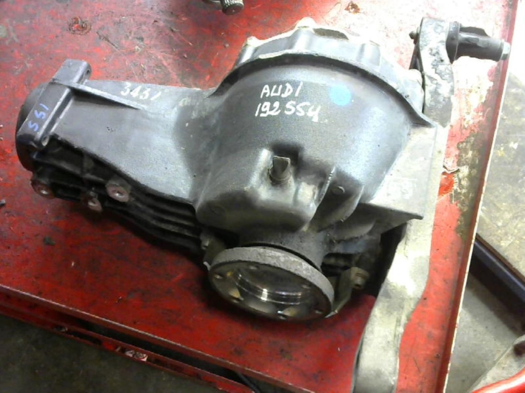 Pont (propulsion) AUDI A4 2 AVANT PHASE 1 BREAK Diesel - 1