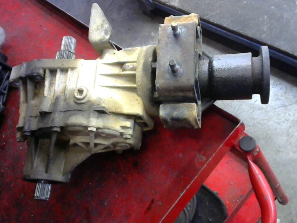 Nez de pont arriere SUZUKI SX4 1 Diesel - 1