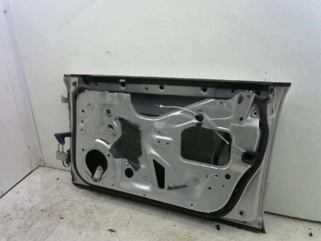 Porte avant droit AUDI A4 2 AVANT PHASE 1 BREAK Diesel - 1
