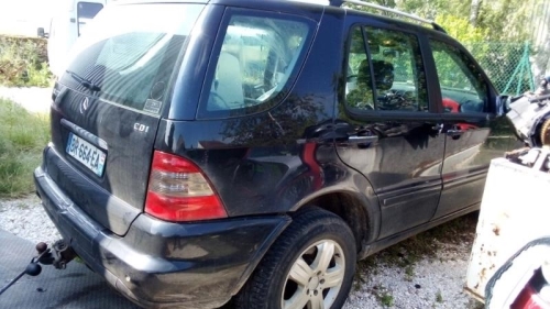 Image Boite a gants - MERCEDES CLASSE M 163