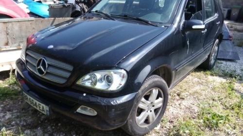 Image Boite a gants - MERCEDES CLASSE M 163