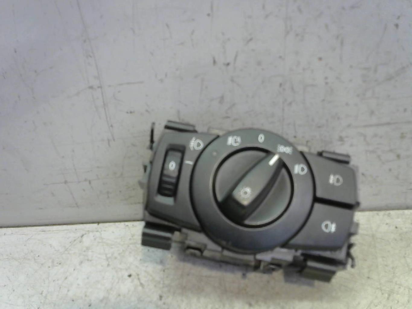 Commande de phare BMW SERIE 1 E81 Diesel - 1