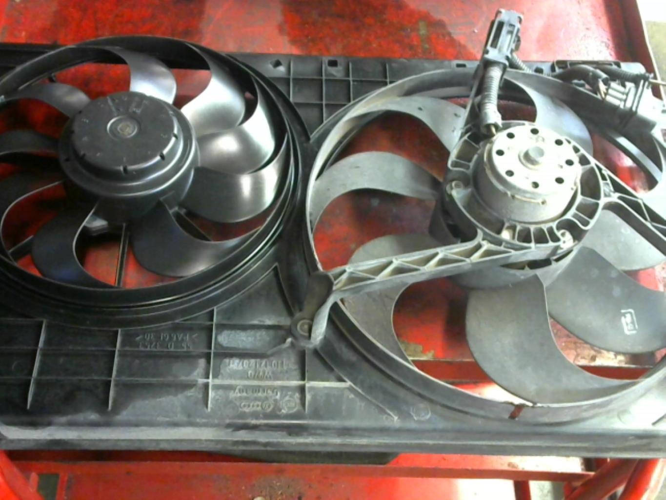 Ventilateur eau VOLKSWAGEN GOLF 4 Essence - 1