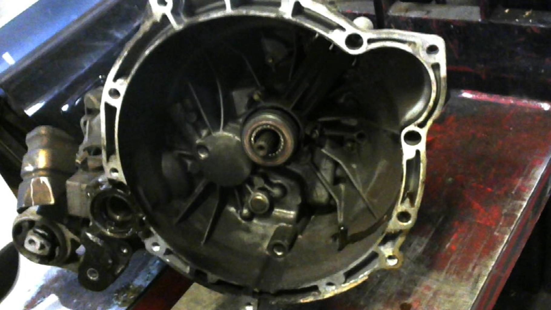 Boite de vitesses FORD FIESTA 5 PHASE 1 Essence - 1