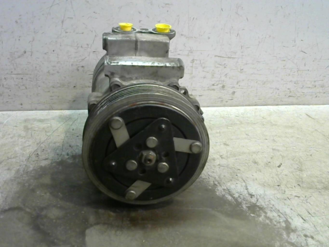 Compresseur clim FORD FIESTA 5 PHASE 2 Diesel - 1