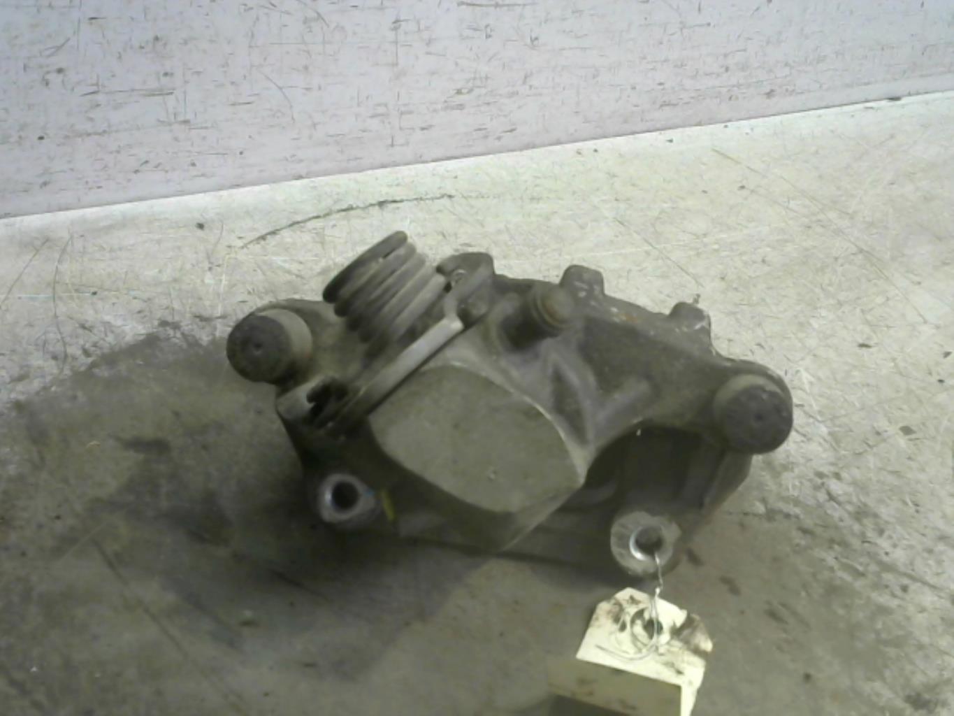 Etrier arriere droit (freinage) FORD FOCUS 2 PHASE 1 BREAK Diesel - 1