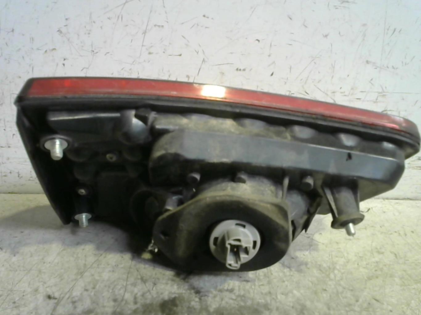Feu arriere secondaire droit (feux) CITROEN C-CROSSER Diesel - 1