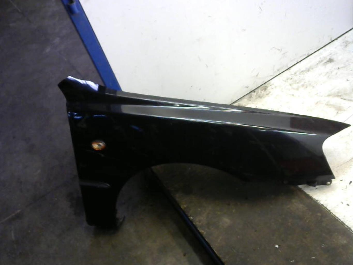 Aile avant droit HYUNDAI ACCENT 2 Diesel - 1