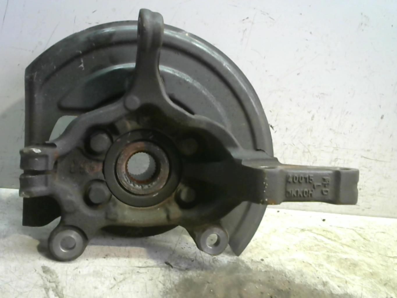 Fusee avant gauche NISSAN JUKE 1 PHASE 2 Essence - 1