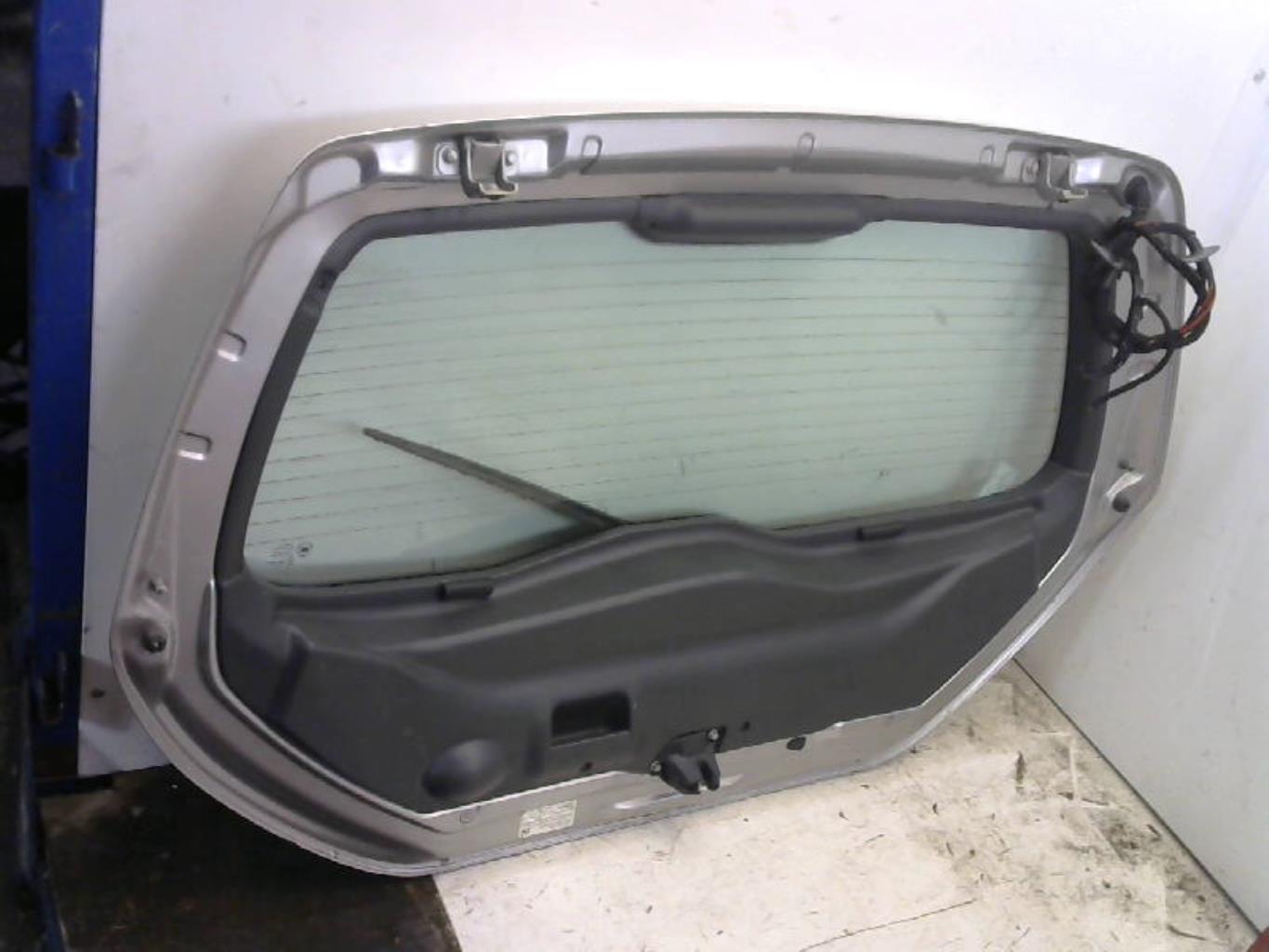 Malle/Hayon arriere LANCIA YPSILON 3 PHASE 2 Essence - 1