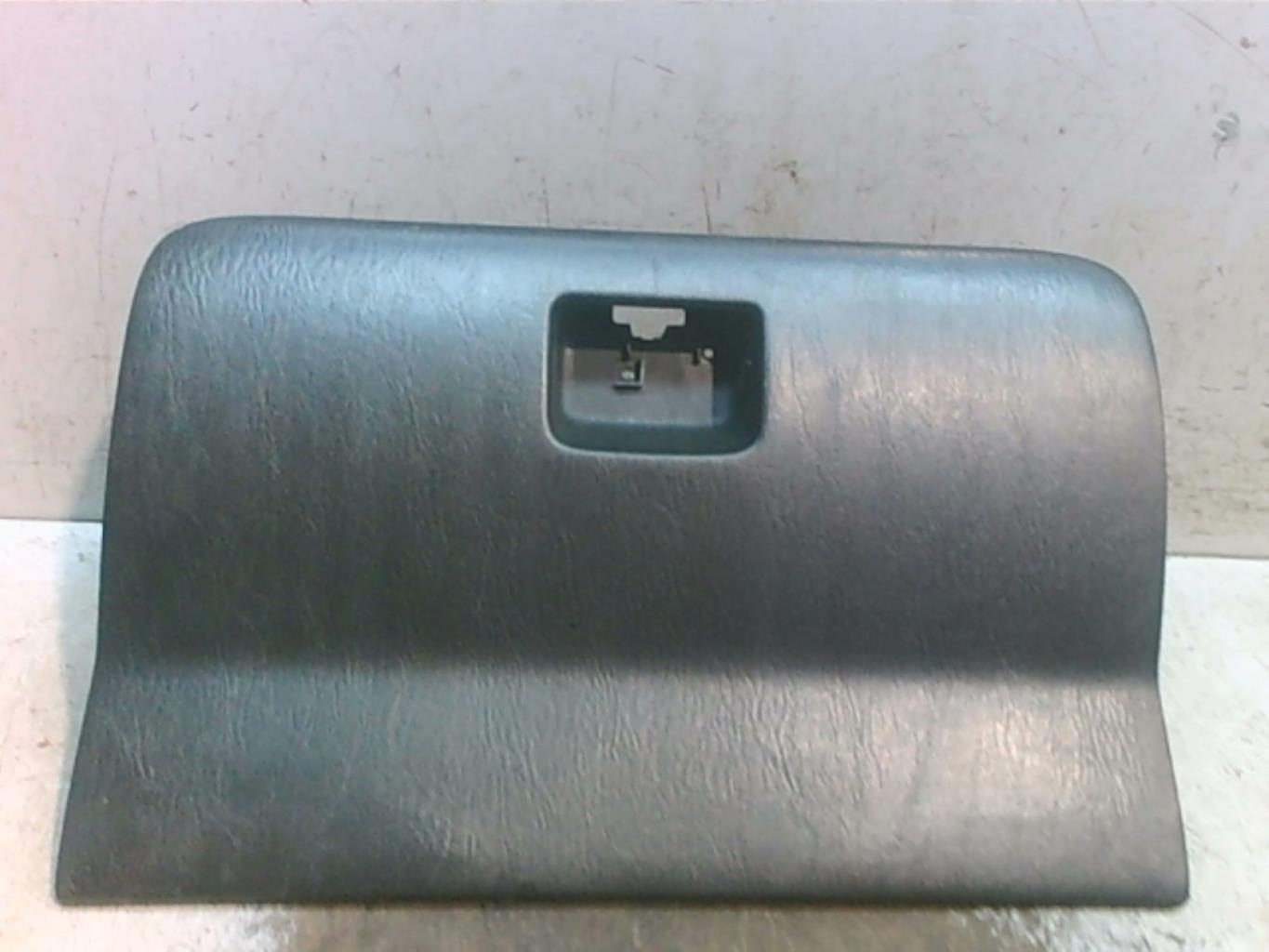Boite a gants TOYOTA RAV4 2 PHASE 2 Diesel - 1