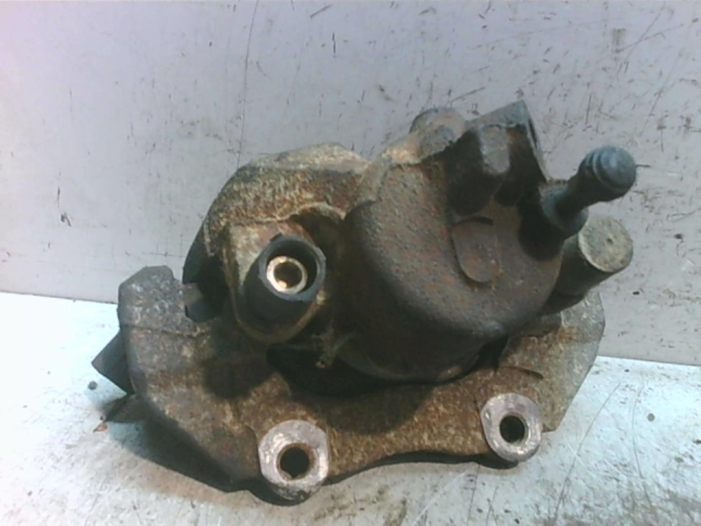 Etrier avant droit (freinage) MAZDA 3 1 PHASE 1 Essence - 1