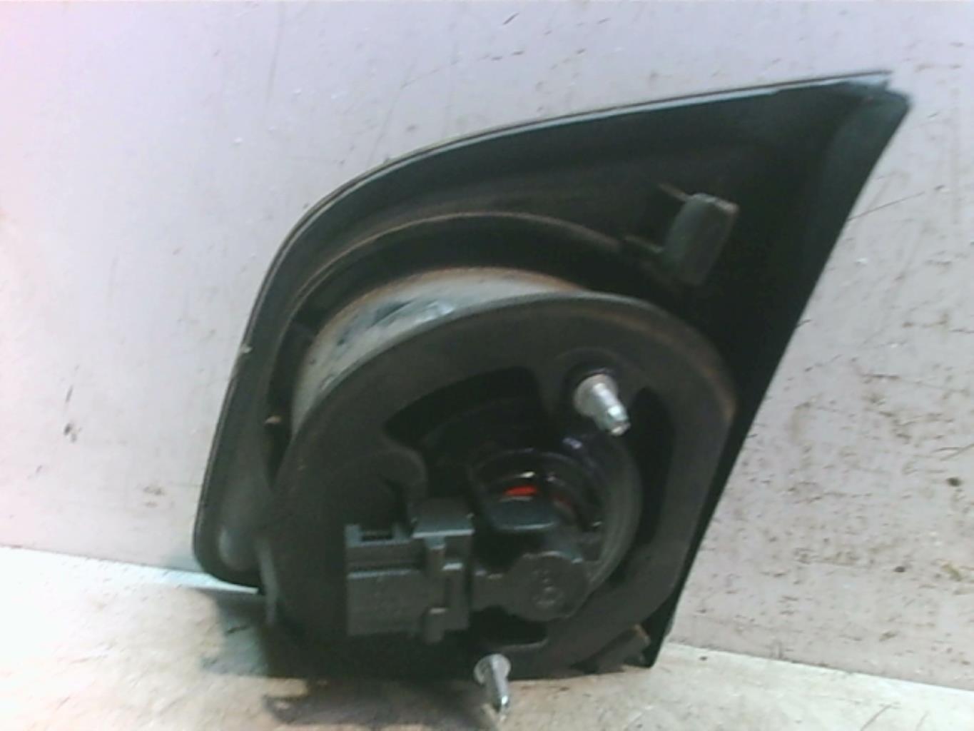 Feu arriere secondaire gauche (feux) VOLKSWAGEN GOLF PLUS PHASE 1 Diesel - 1