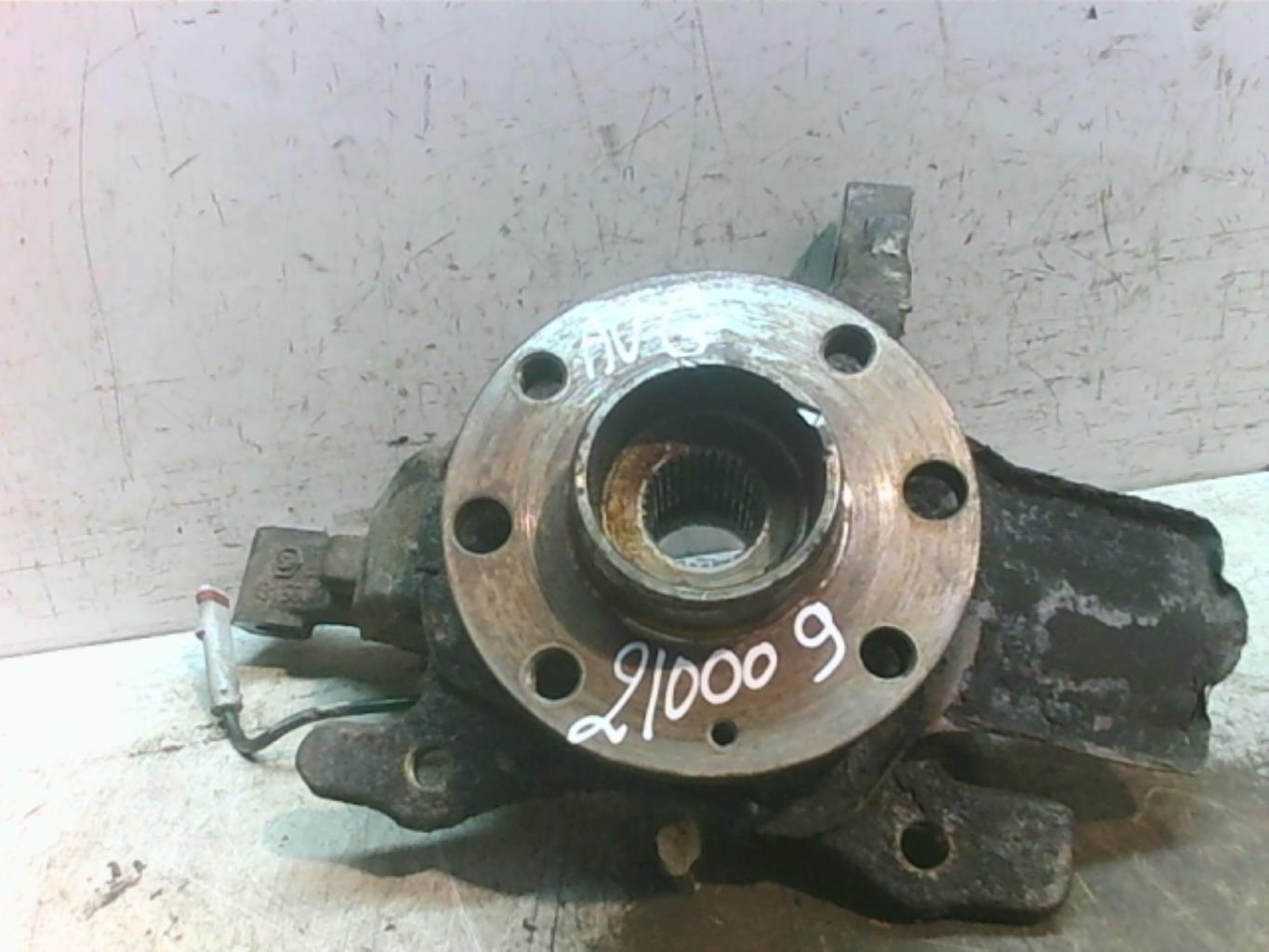 Fusee avant gauche OPEL ASTRA H GTC PHASE 1 Essence - 1