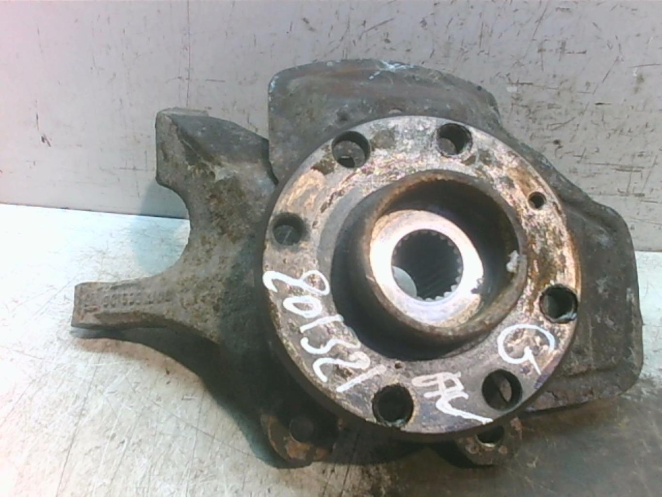 Fusee avant gauche OPEL TIGRA 1 COUPE Essence - 1