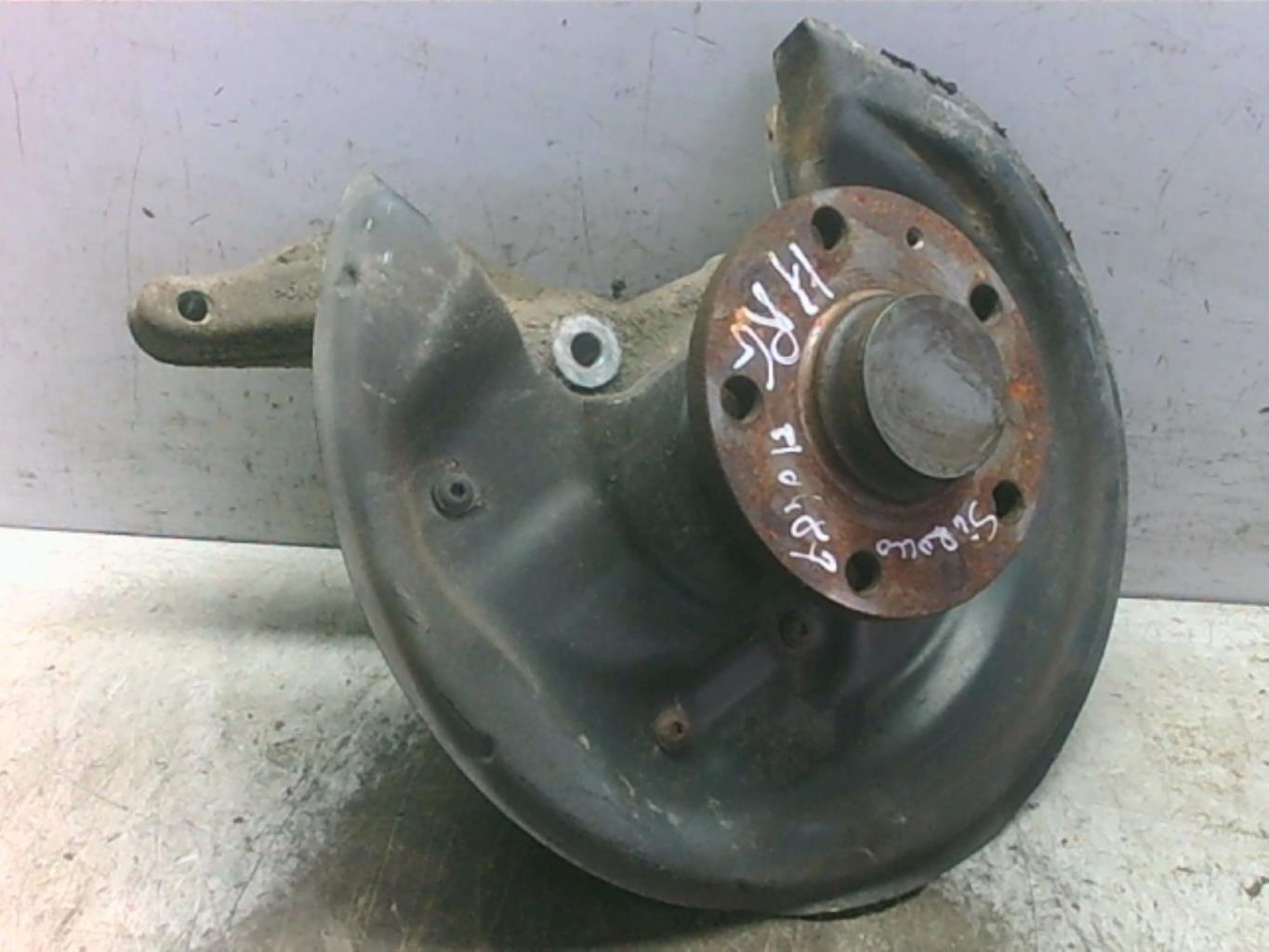 Fusee arriere gauche VOLKSWAGEN SCIROCCO 3 PHASE 1 COUPE Diesel - 1