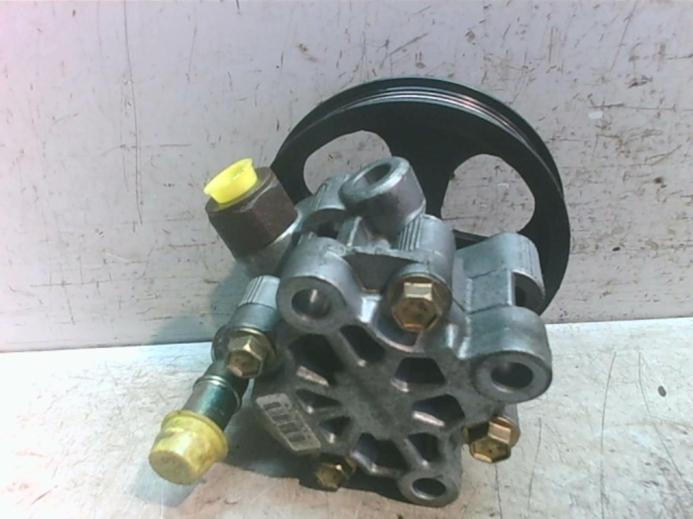 Pompe de direction TOYOTA RAV4 2 PHASE 2 Diesel - 1