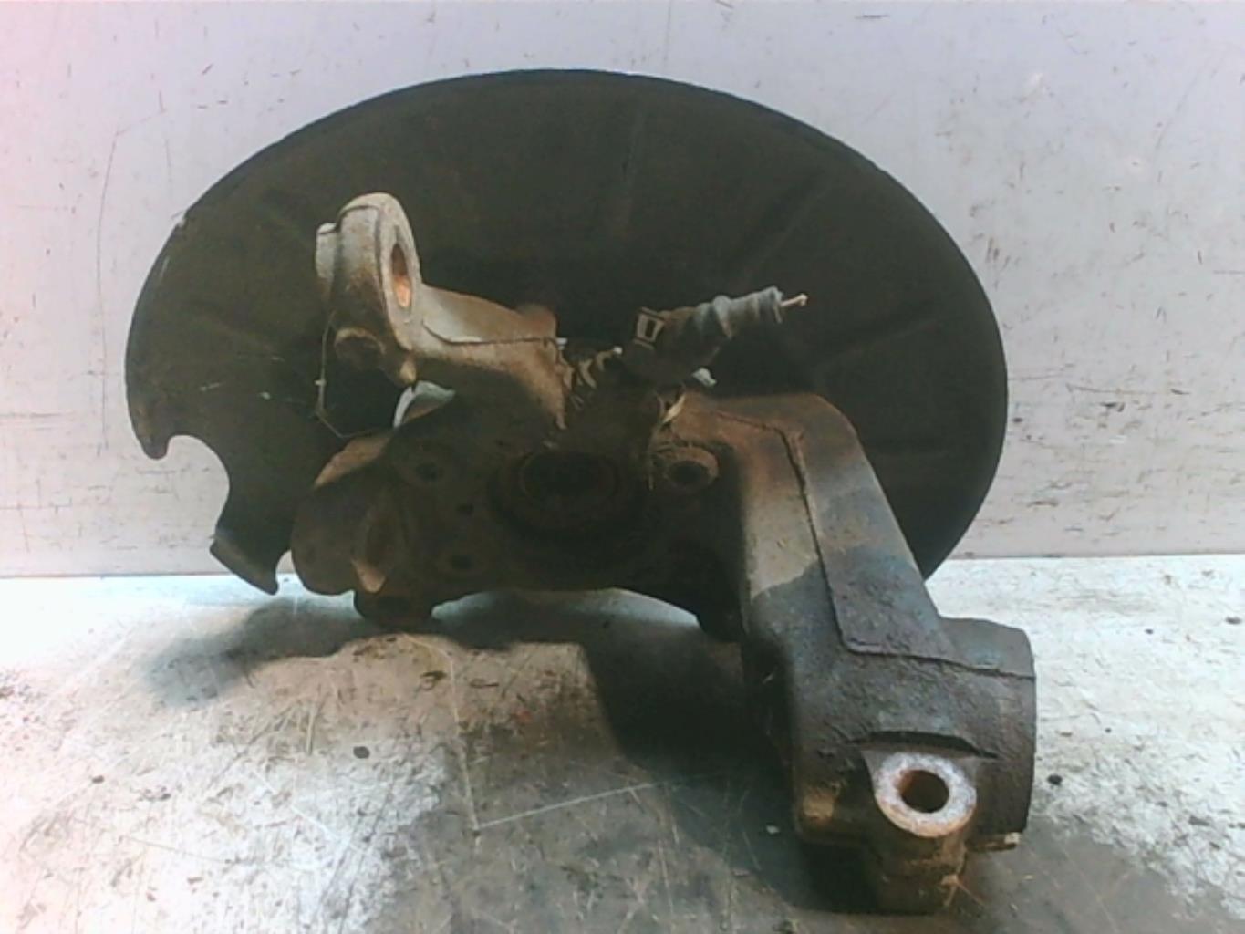 Fusee avant gauche VOLKSWAGEN SCIROCCO 3 PHASE 1 COUPE Diesel - 1