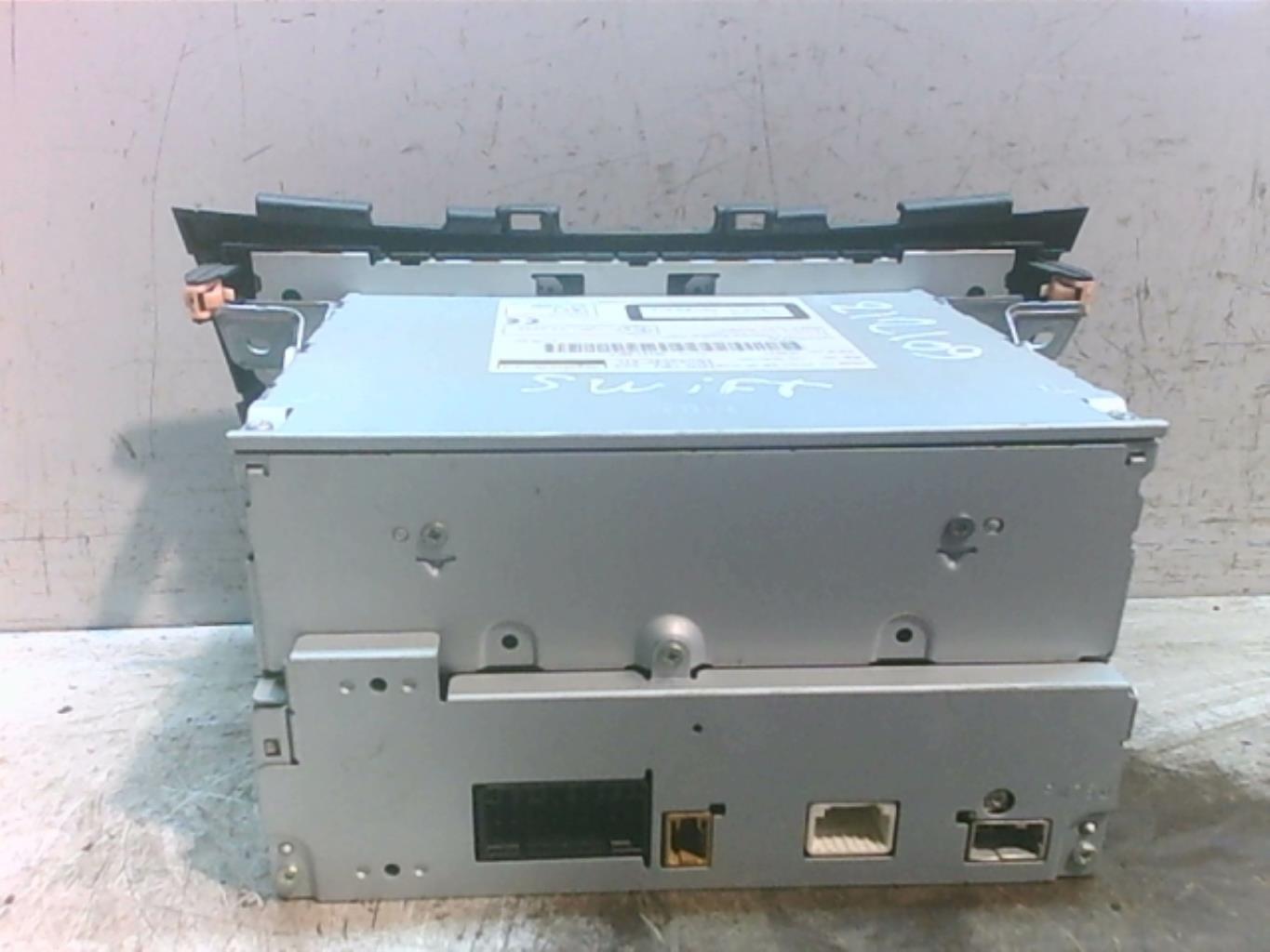 Autoradio d'origine SUZUKI SWIFT 4 Diesel - 1