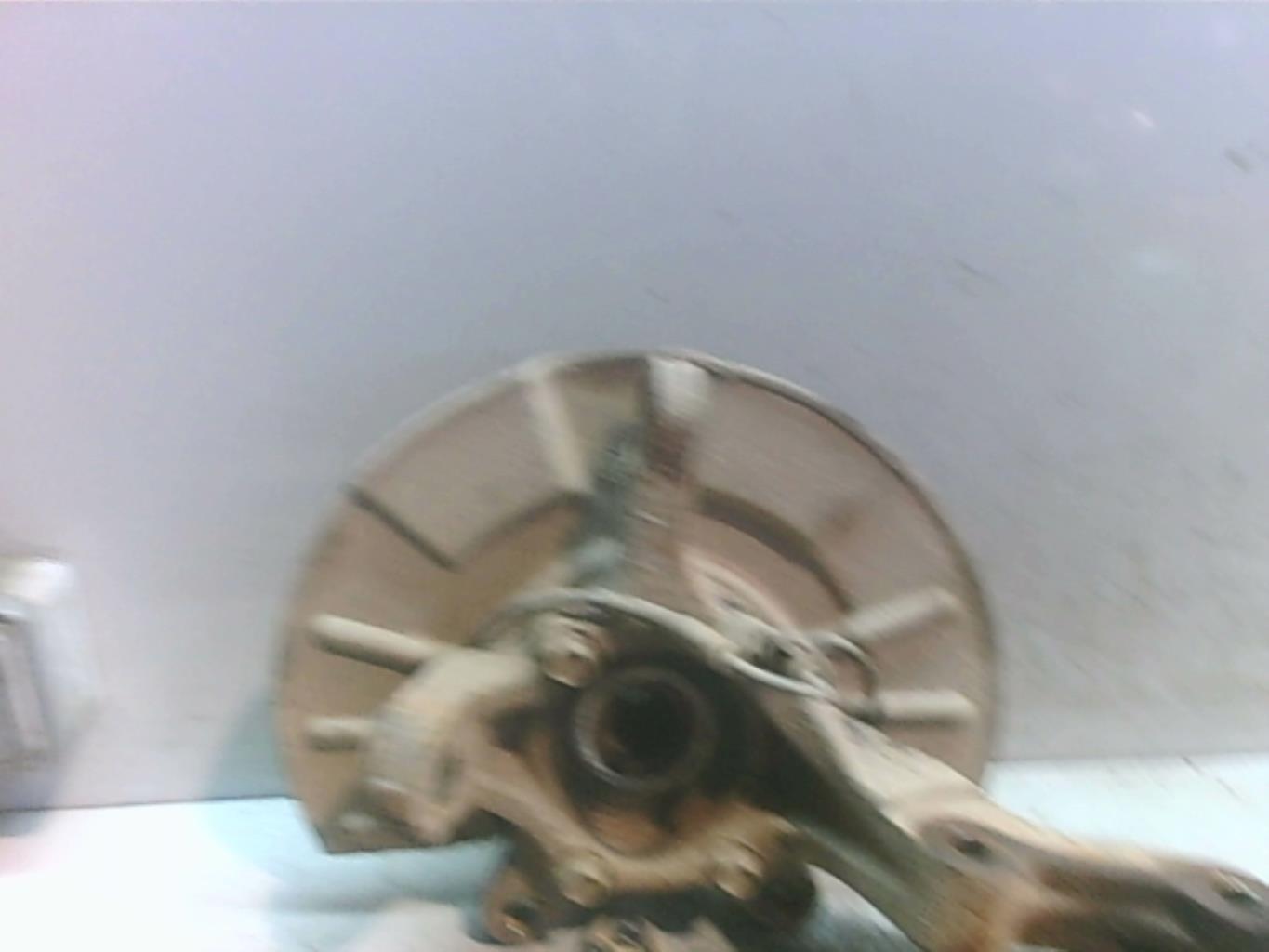 Fusee avant droit SUZUKI GRAND VITARA 2 PHASE 1 Diesel - 1