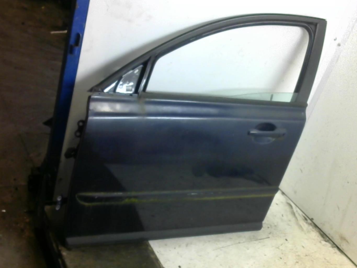 Porte avant gauche VOLVO S 40 2 PHASE 1 Essence - 1