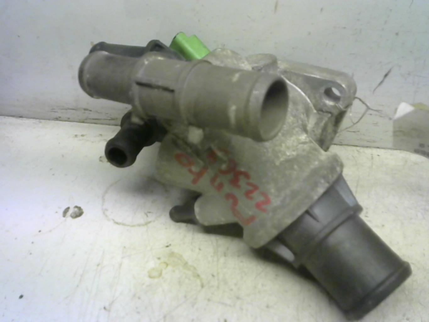 Boitier eau FIAT PUNTO 2 PHASE 1 Diesel - 1