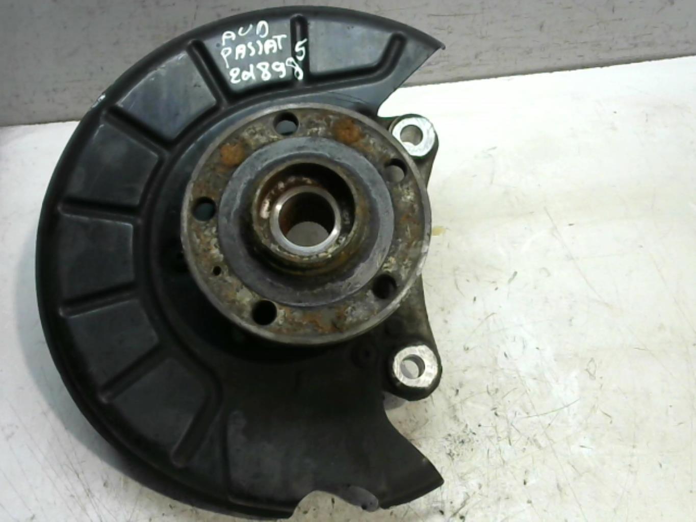 Fusee avant droit VOLKSWAGEN PASSAT 5 BREAK Diesel - 1