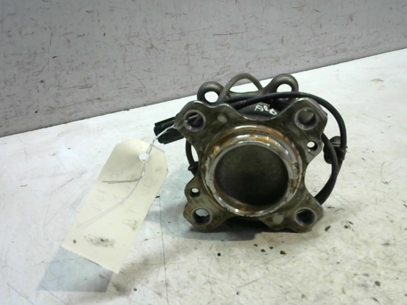 Moyeu arriere droit SUZUKI SWIFT 4 Diesel - 1