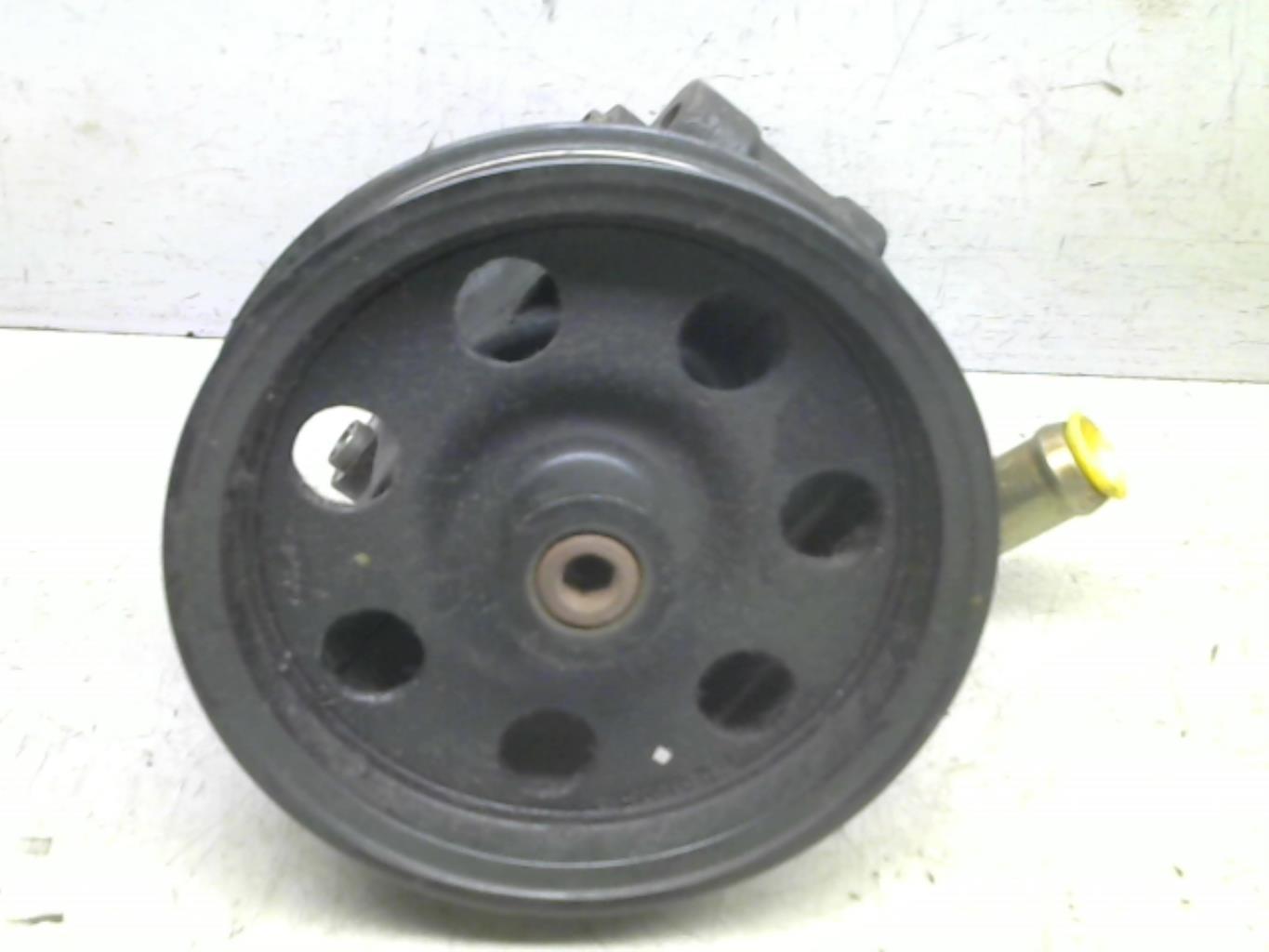 Pompe de direction FORD FOCUS 1 Diesel - 1