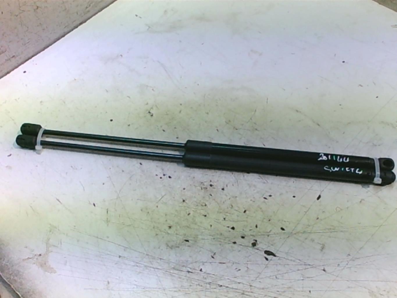 Verin de coffre SUZUKI SWIFT 4 Diesel - 1