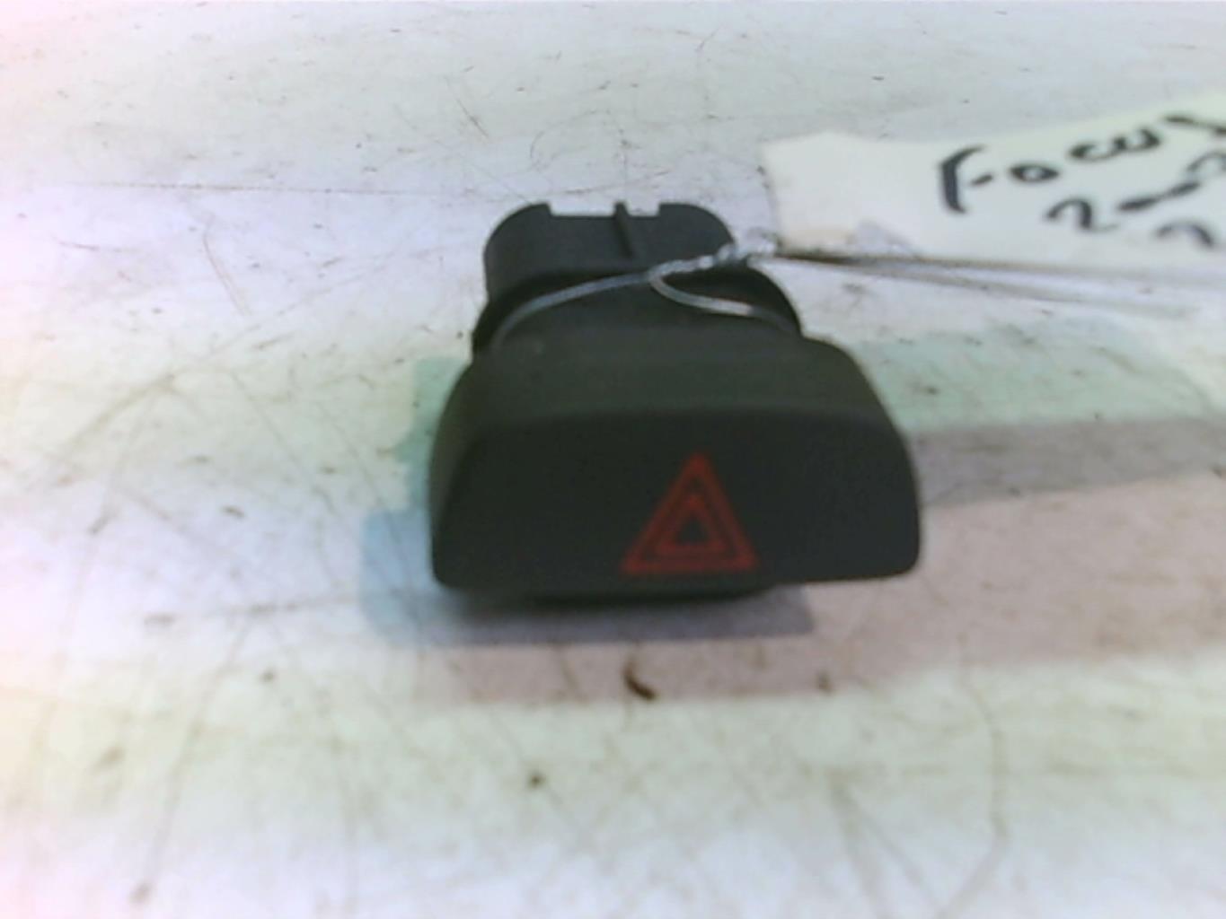 Bouton de warning FORD FOCUS 2 PHASE 1 Diesel - 1