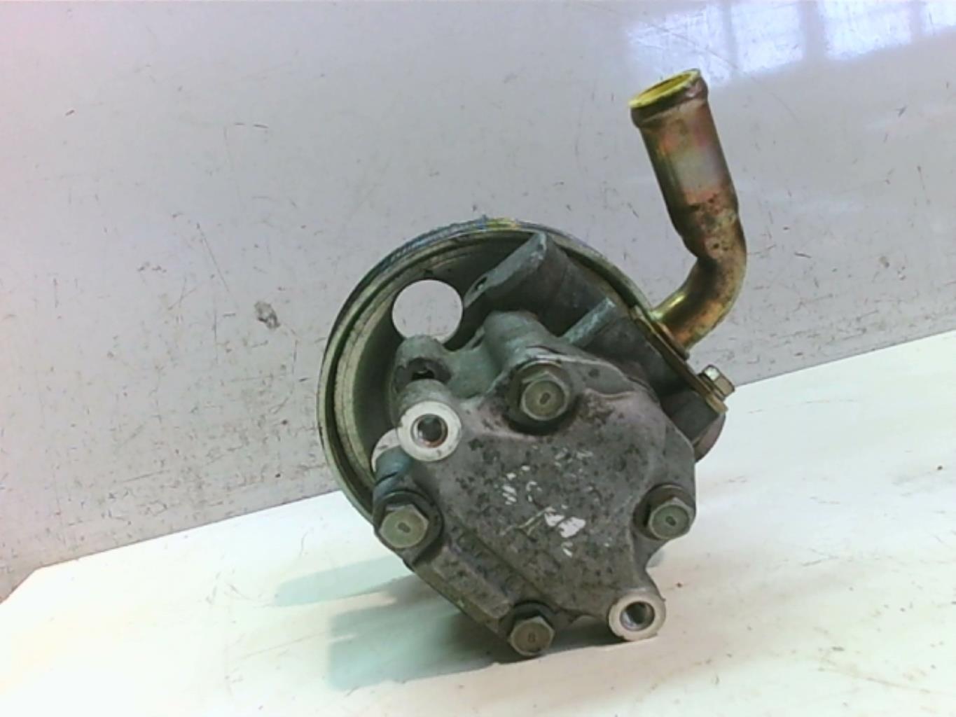 Pompe de direction FORD FIESTA 5 PHASE 1 Diesel - 1