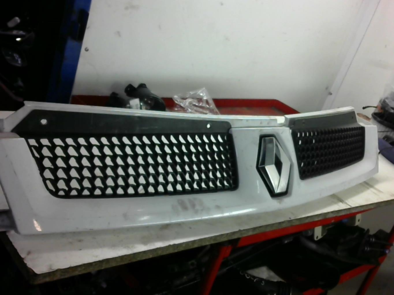 Calandre RENAULT MASTER 2 PHASE 2 Diesel - 1