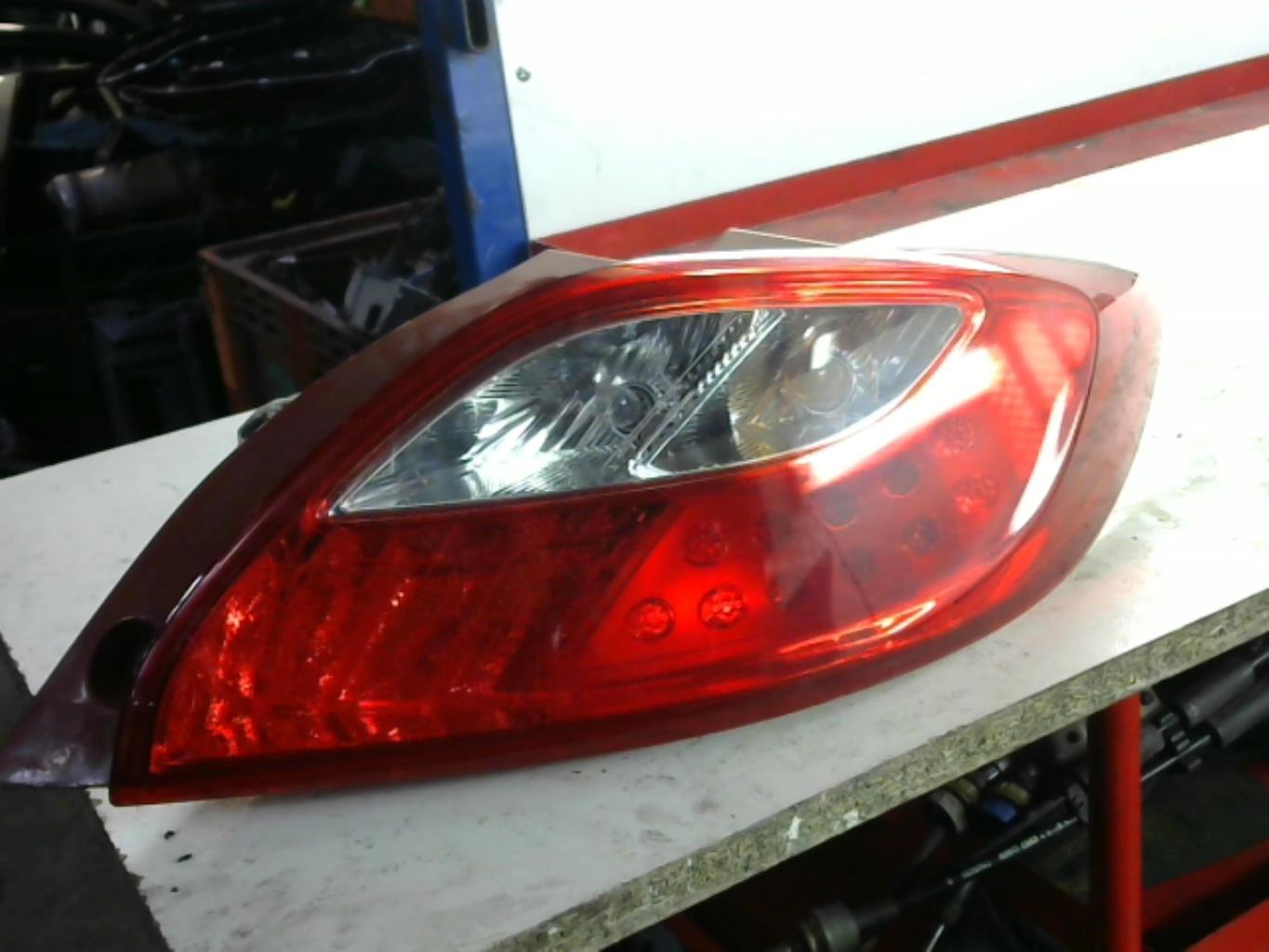 Feu arriere principal droit (feux) MAZDA 2 2 PHASE 1 Essence - 1