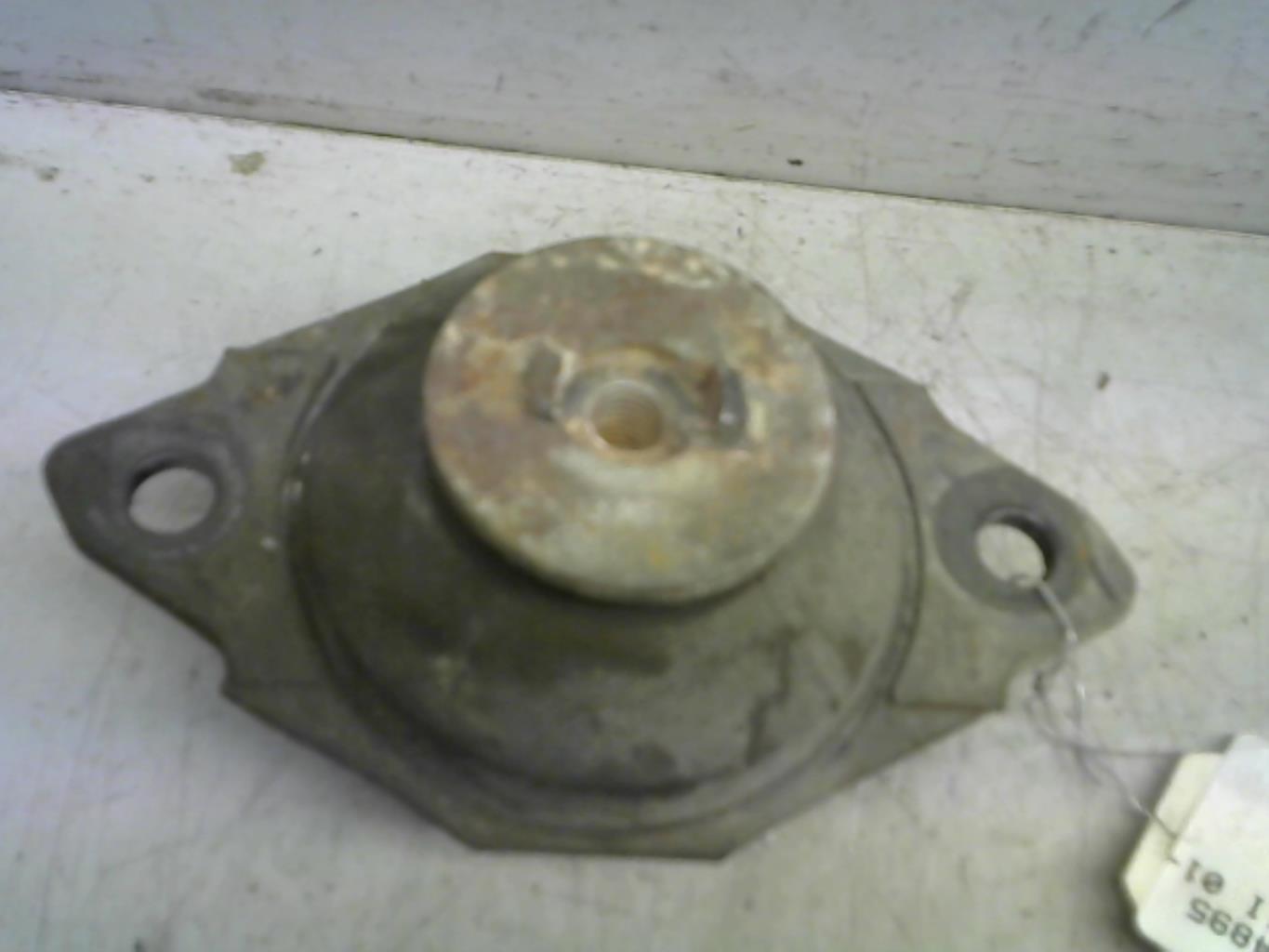 Support de boite VOLKSWAGEN GOLF 3 Essence - 1