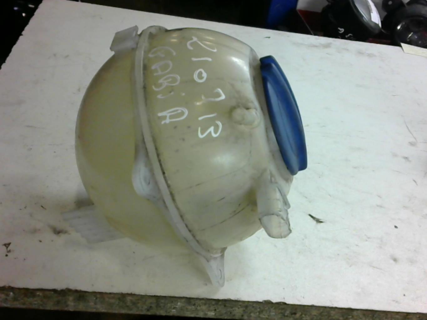 Vase d'expansion SKODA FABIA 2 PHASE 1 Diesel - 1