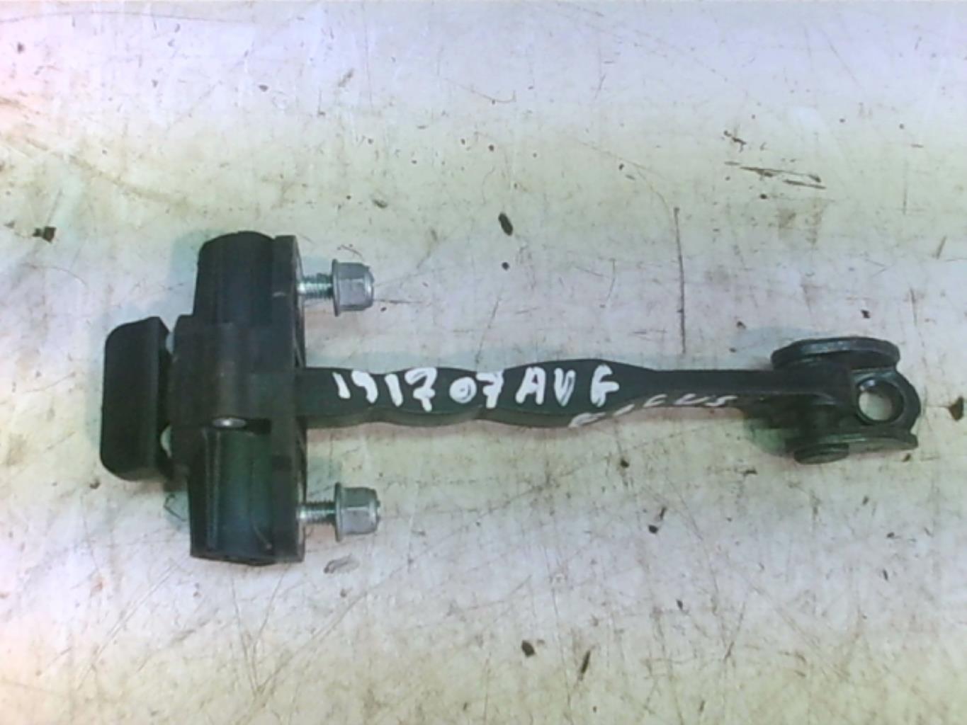 Arret de porte avant gauche FORD FOCUS 3 PHASE 2  - 1