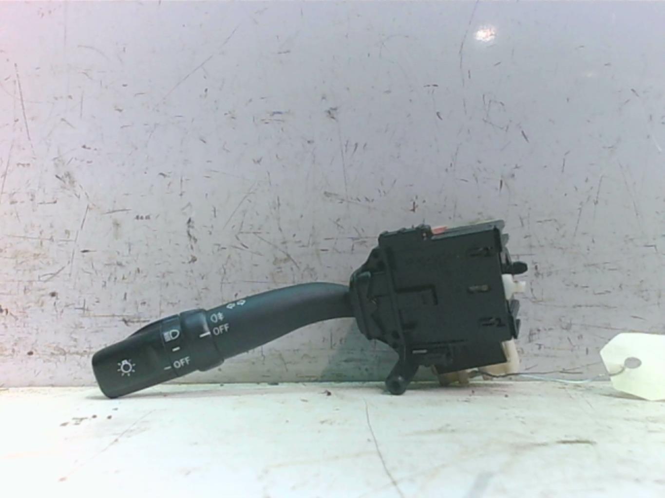 Commodo phare TOYOTA COROLLA VERSO 2 PHASE 1 Diesel - 1