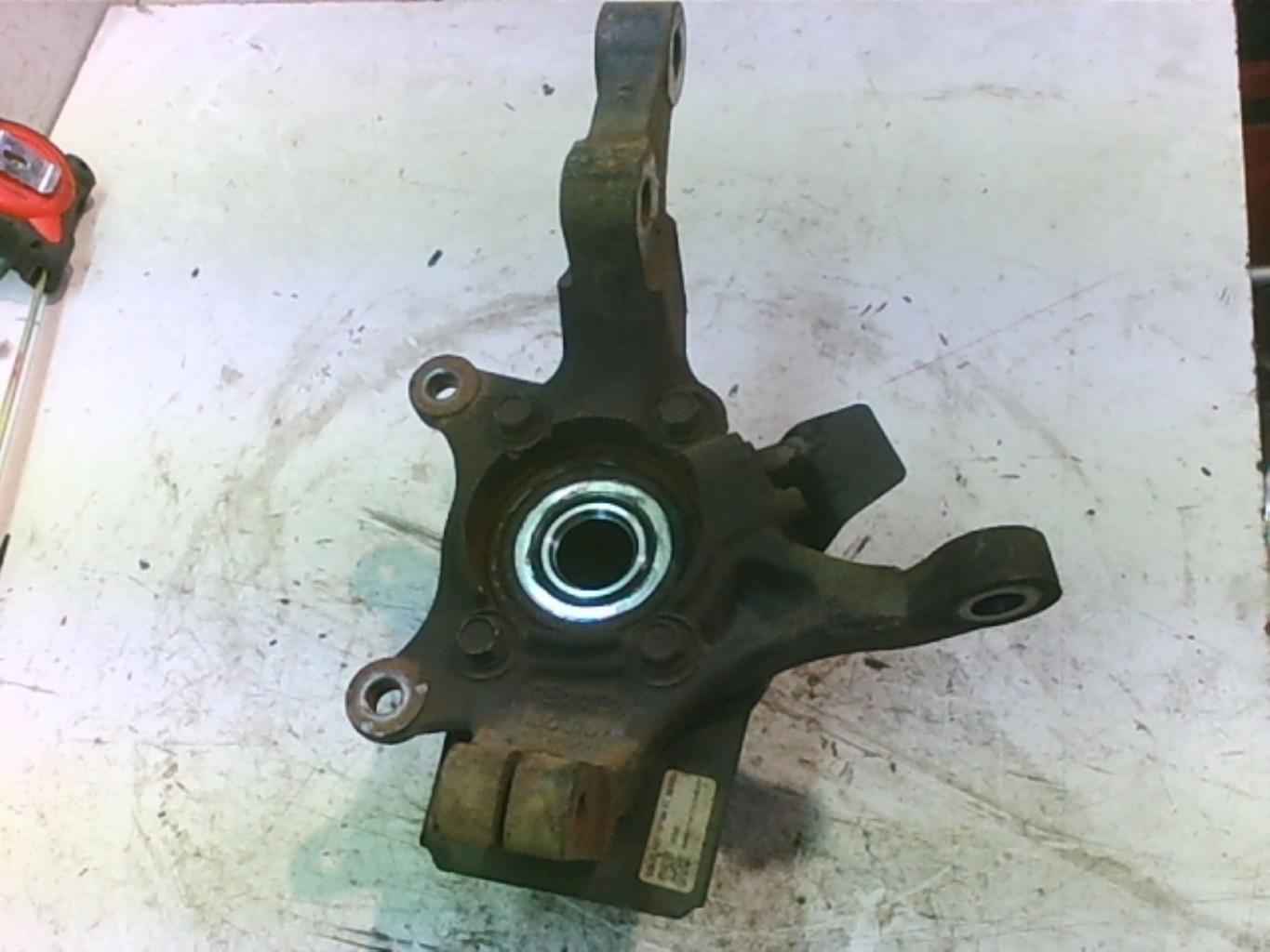 Fusee avant droit KIA CEE-D 2 PHASE 2 Essence - 1
