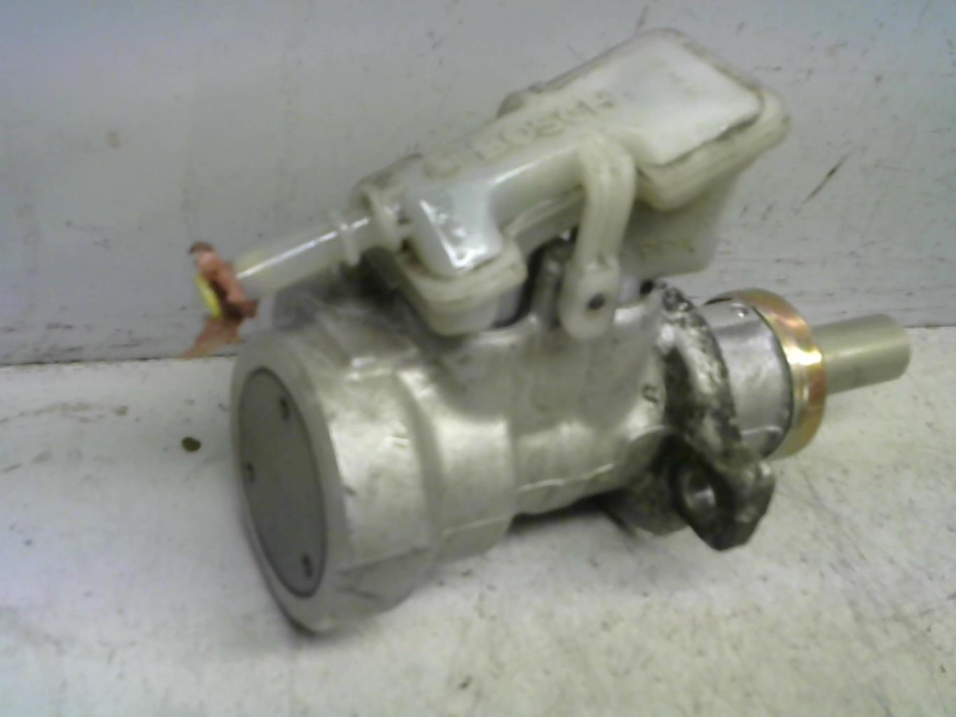 Maitre cylindre (freinage) FORD FOCUS 1 BREAK Diesel - 1