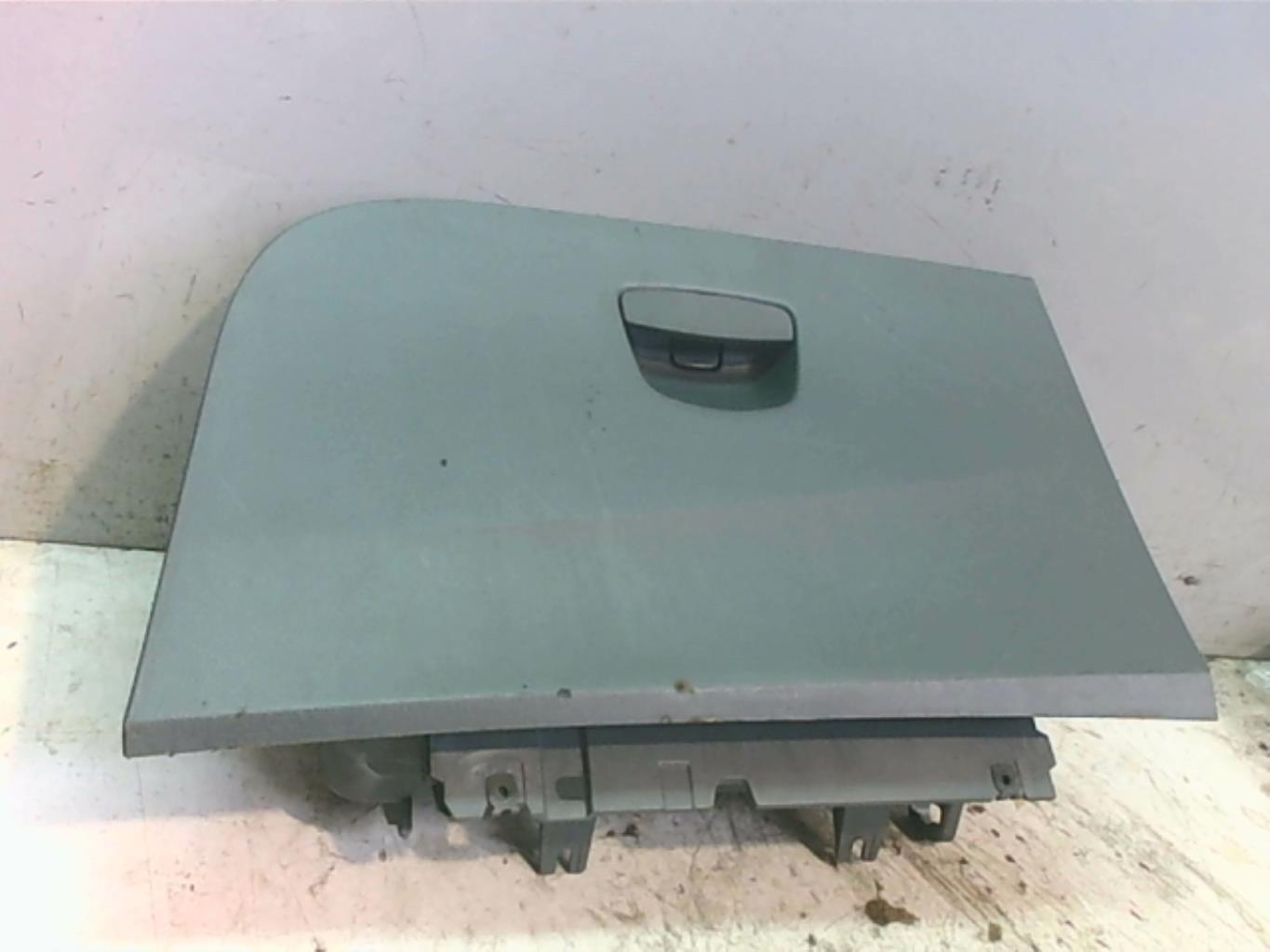Boite a gants SEAT IBIZA 4 PHASE 1 COUPE Diesel - 1